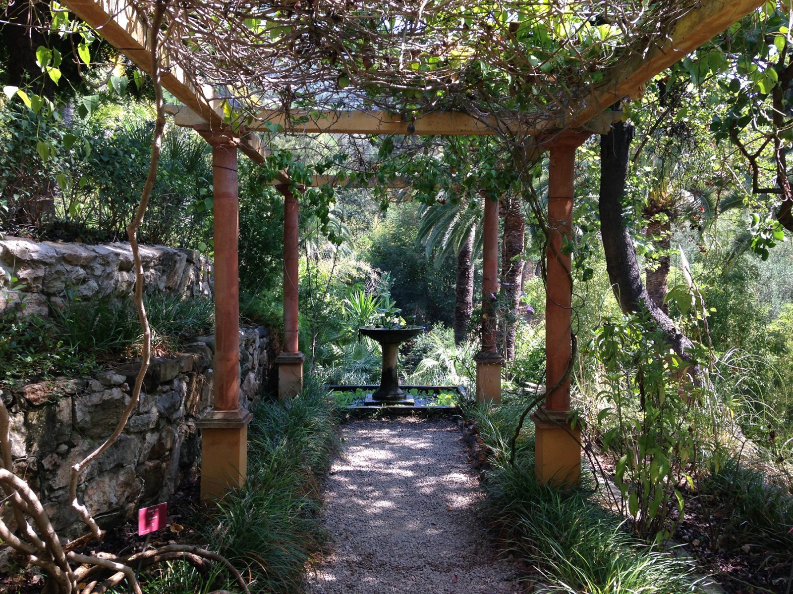 Pergola in Val Rhameh Pergola in Val Rhameh